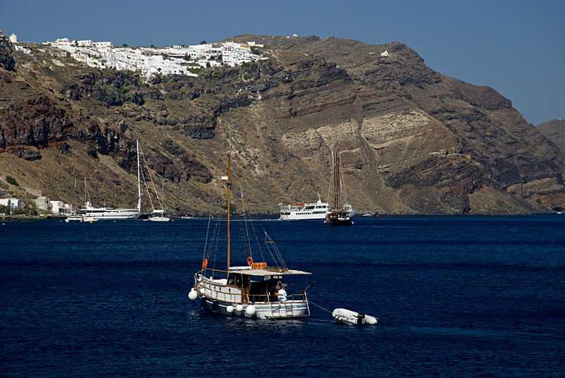 127_Santorini_Port Ammoudi.jpg